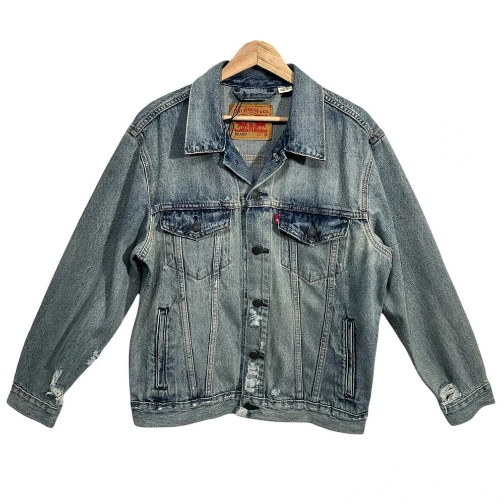 Levis‎ Mens Denim Trucker Jacket Size L Light Indigo Distressed Relaxed Fit